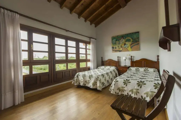 Casas Rurales Playa de Guadamía