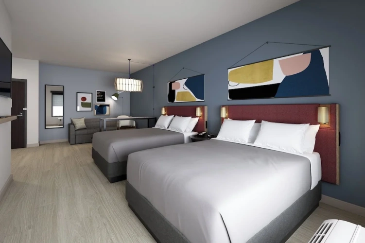 Quadruple Suite