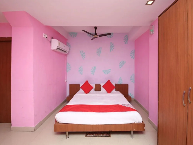OYO 1764 Hotel Maruti Lodging