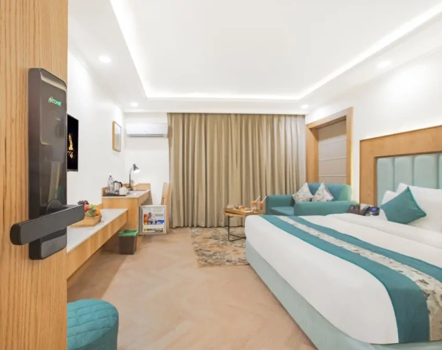 Premium room with mountain view
