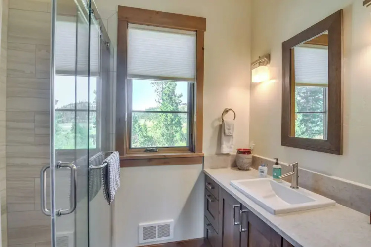 Cozy Fraser Cabin w/ Views & Moose Sightings!
