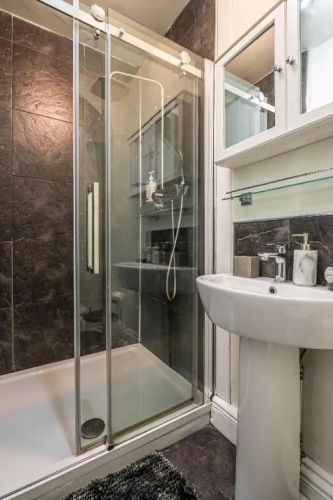 1 Bed Central Garden Apartment