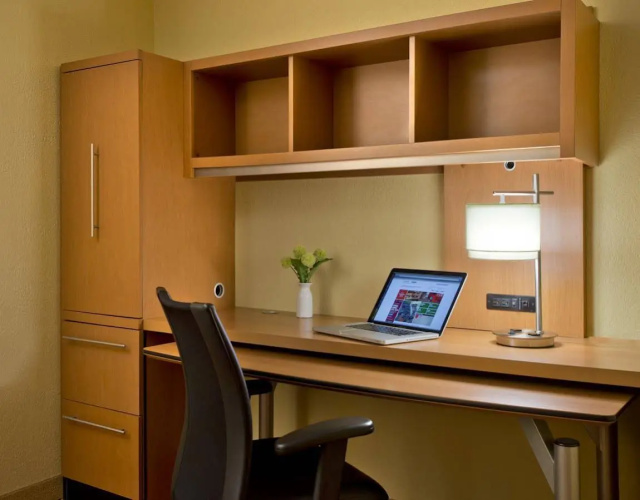 MainStay Suite