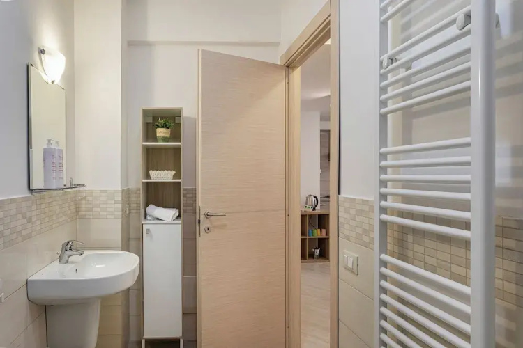 Comfy Apartment Near the Harbor