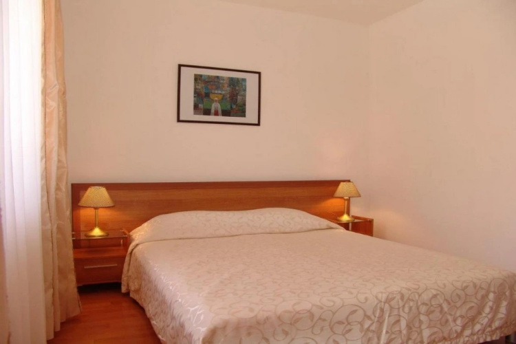 Aparthotel Efir 2