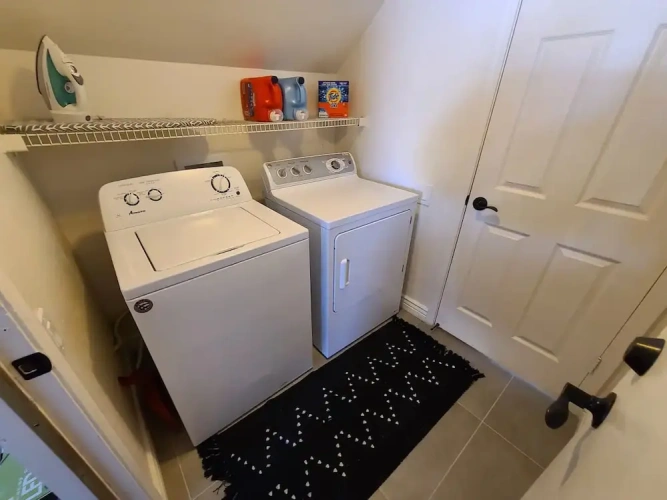 Comfort room