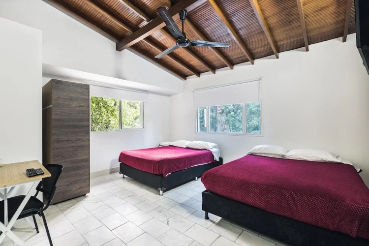 Economy Quadruple room