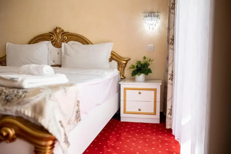Artemis Villa