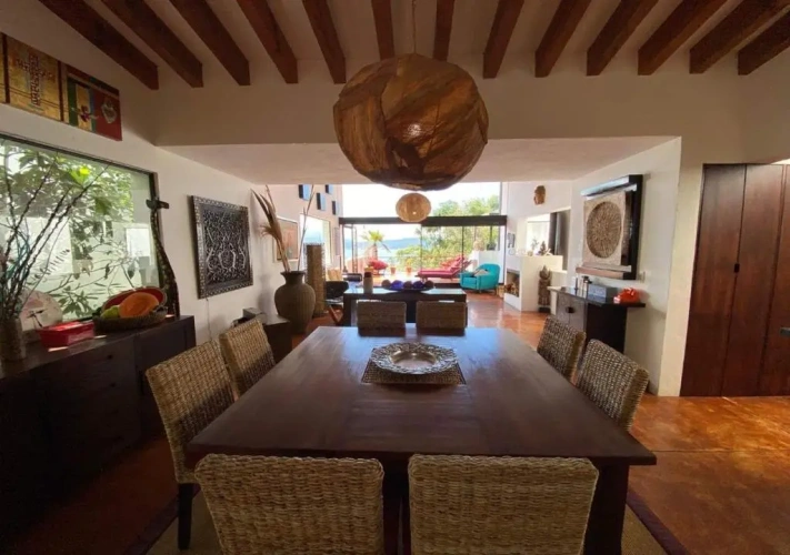 3 Bedrooms Cottage