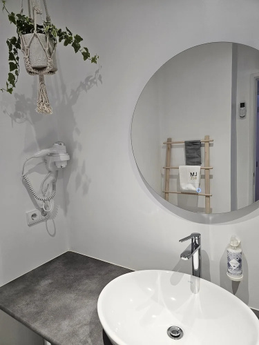 LM Art Apartments