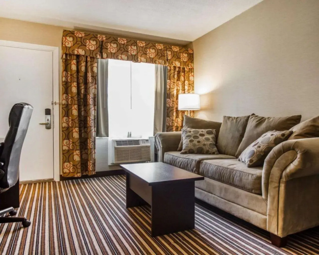 Rodeway Inn