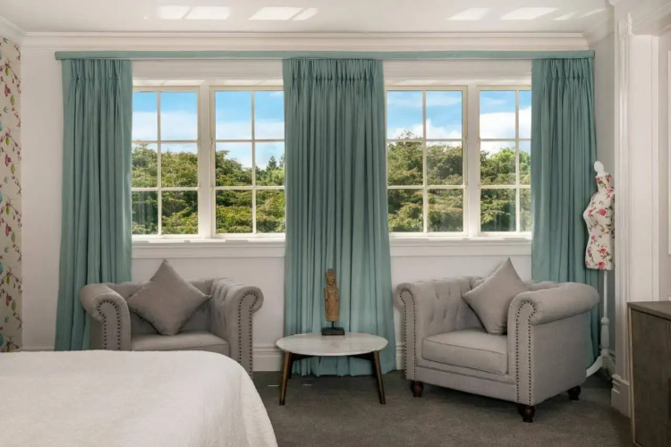 Henley Hotel