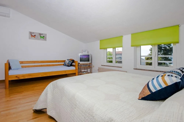 Apartments Rina