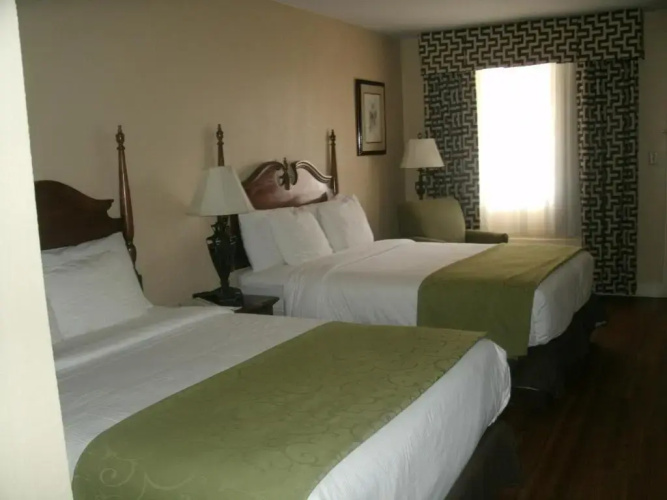Quality Inn Merry Acres