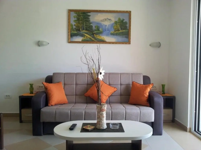 1 Bedroom Apartment with balcony