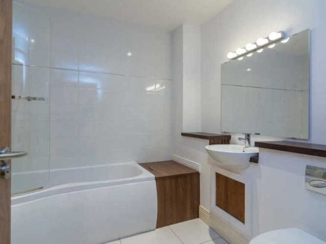 2 Fitzrovia