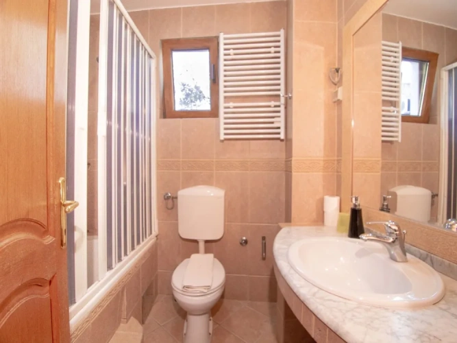 Superior Triple room with partial sea view