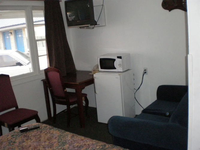 Quail Run Motor Inn