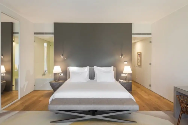 Single Junior Suite with balcony