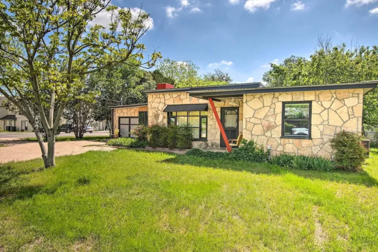 Remodeled Retro Home w/ Deck, Walk to Main Street!