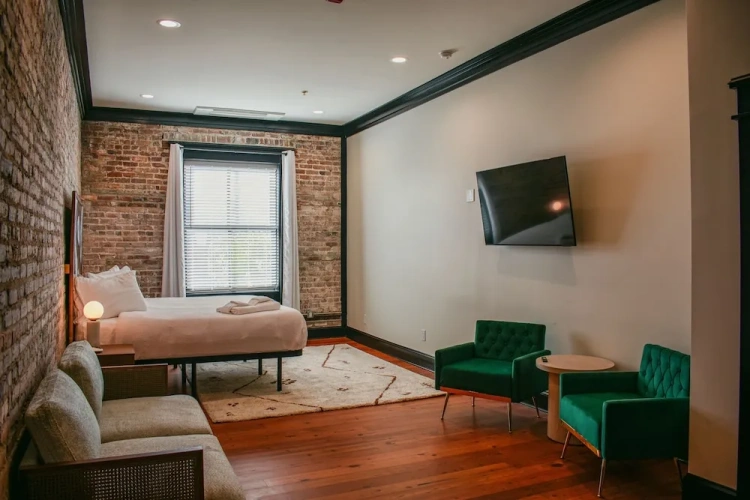 Double Suite