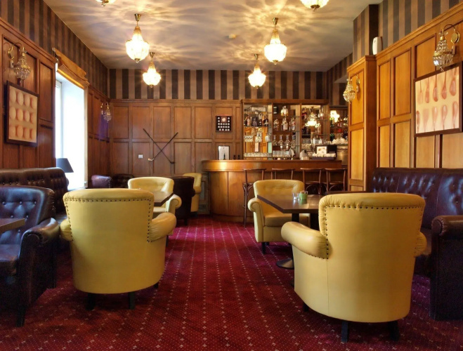 Hotel Golfi