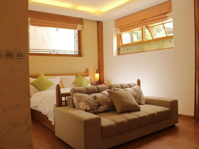 Lijiang Happyland Inn