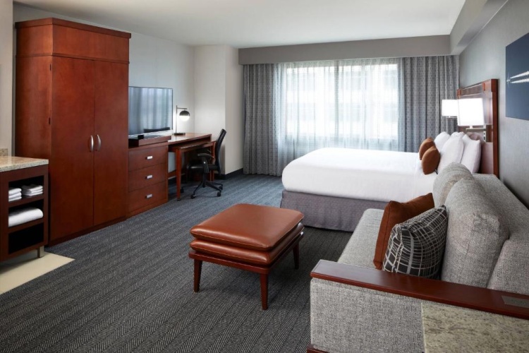 Large Double room