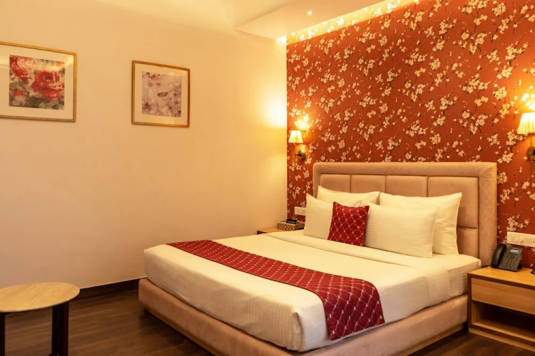 Palasa Hotel