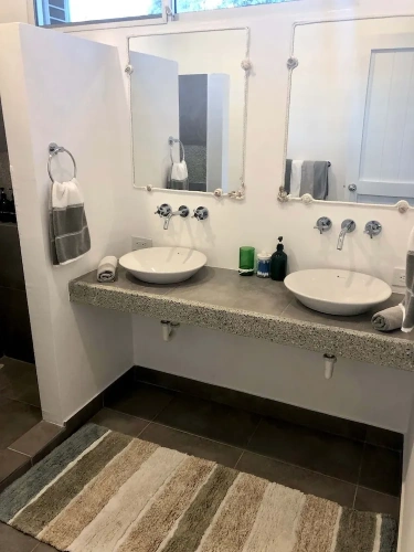 2 Bedrooms Suite with ocean view