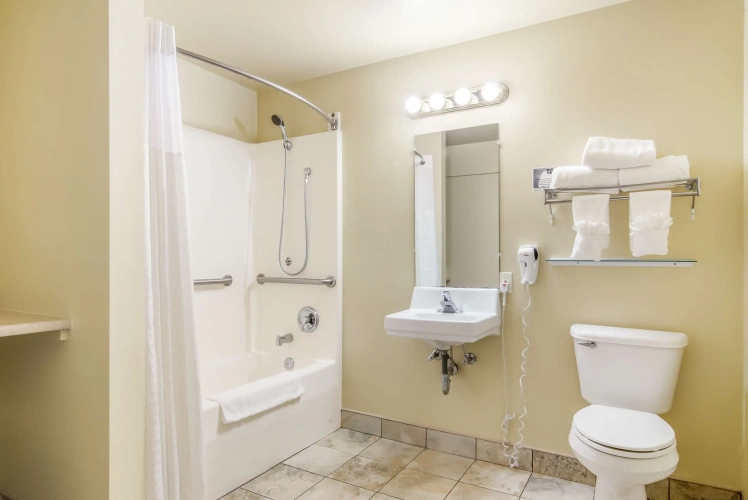 Quadruple Junior Suite