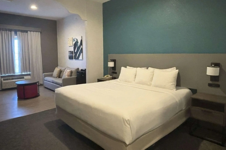 Double Suite