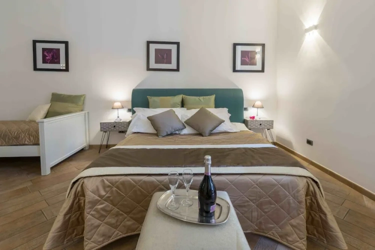 Superior Triple room