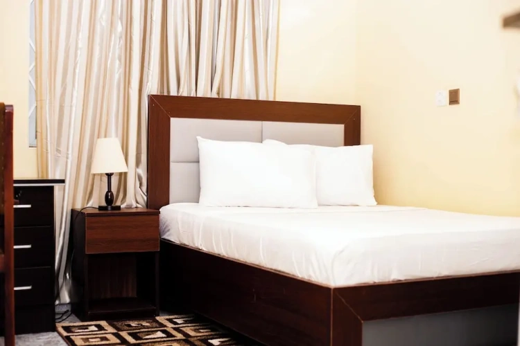Comfort room