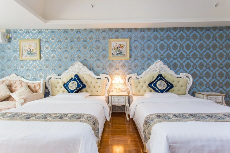 Kaimi Theme Apartment Hotel