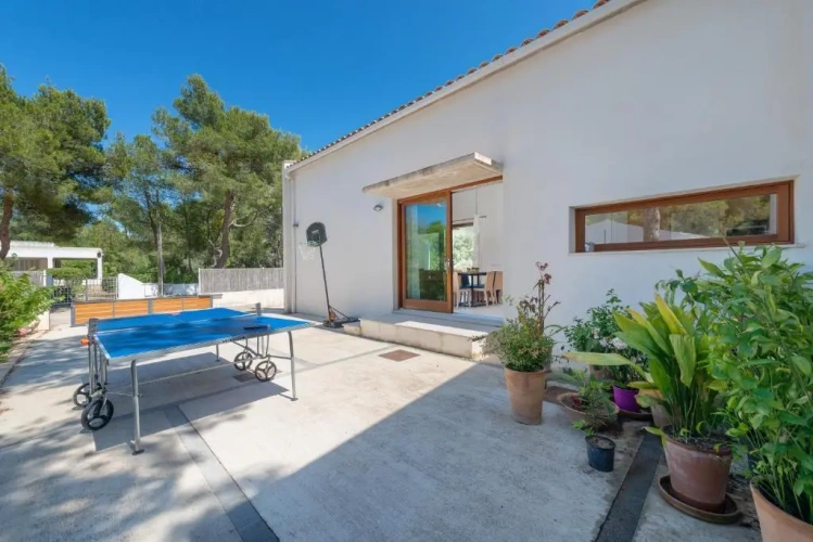3 Bedrooms Cottage