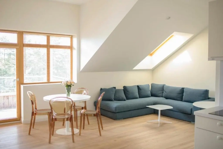 2 Bedrooms Apartment