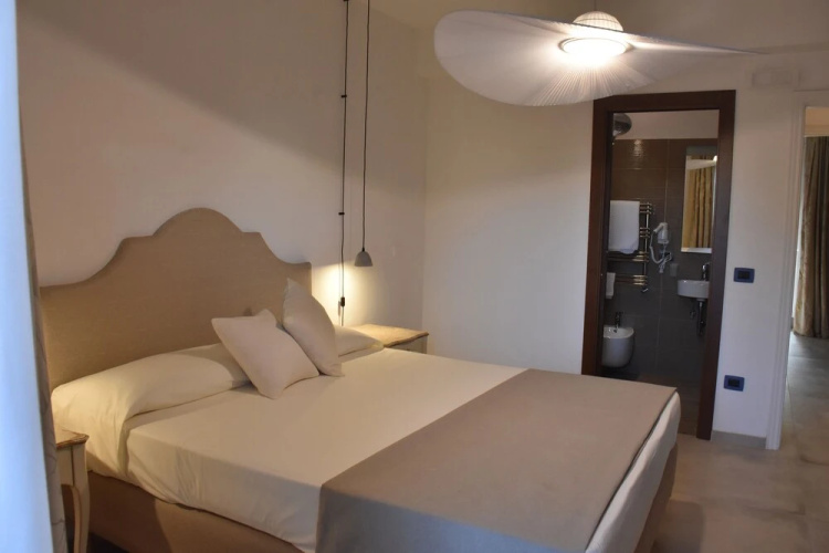 La Mimosa Guest House