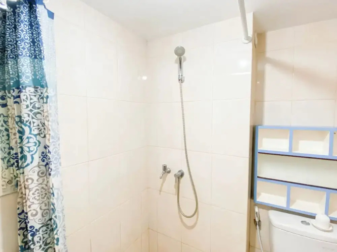 Restful Studio Apartment At Springlake Summarecon Bekasi