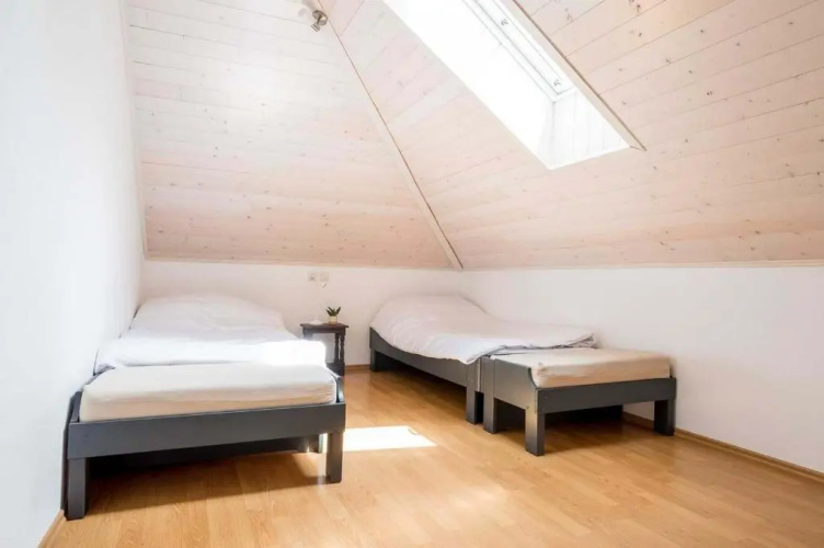 Kronotop Hostel
