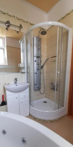 Apartament Kasztanowy