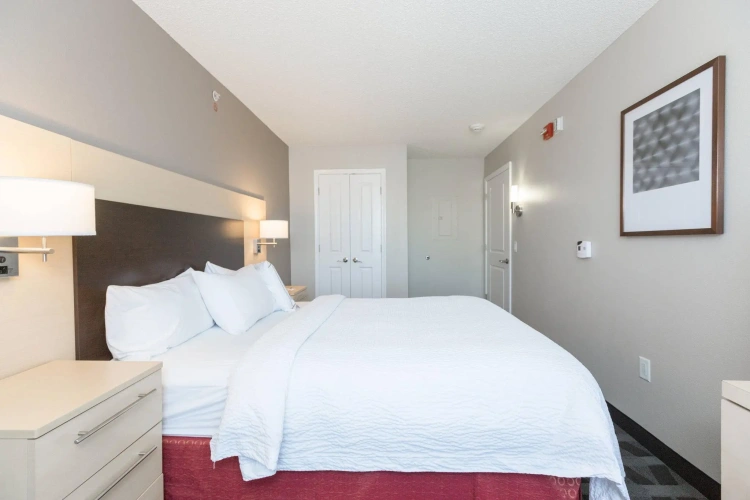 1 Bedroom Double Suite