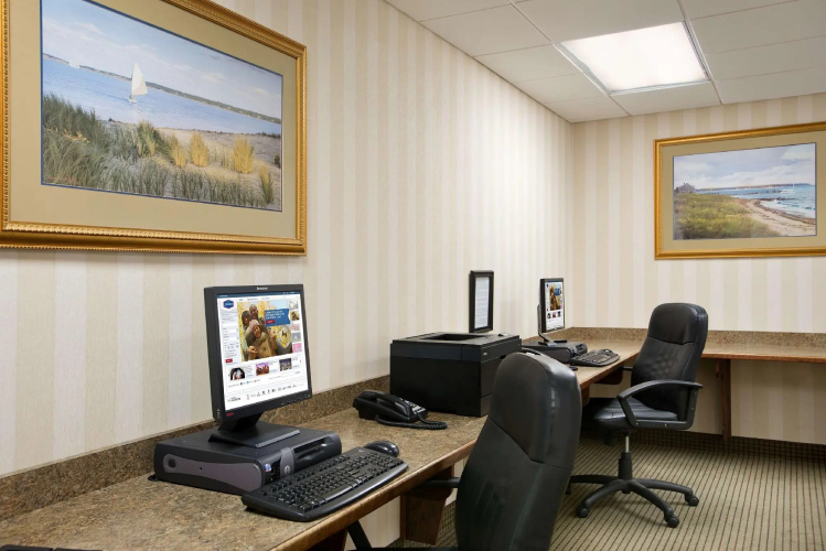 Hampton Inn & Suites Outer Banks/ Corolla