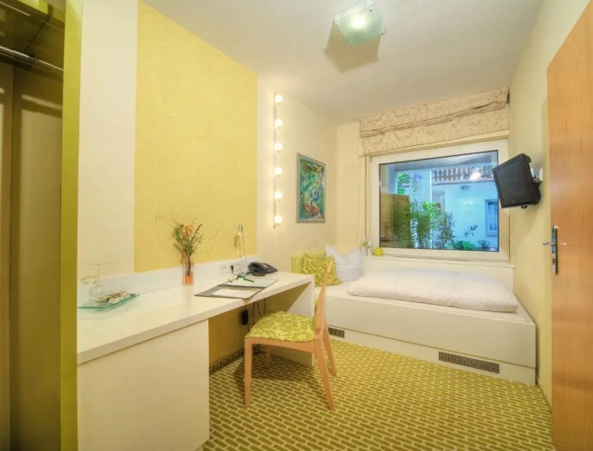 Standard Double room with balcony