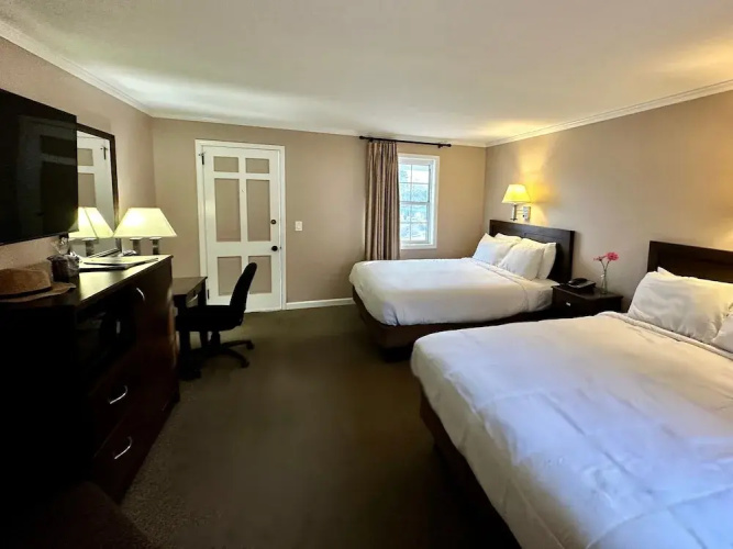 Blowing Rock Inn
