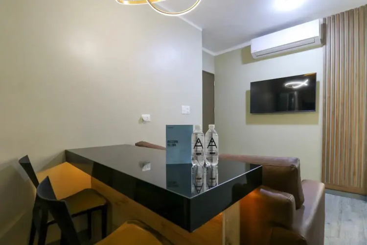 w Elegant 1BR w AC in San Isidro