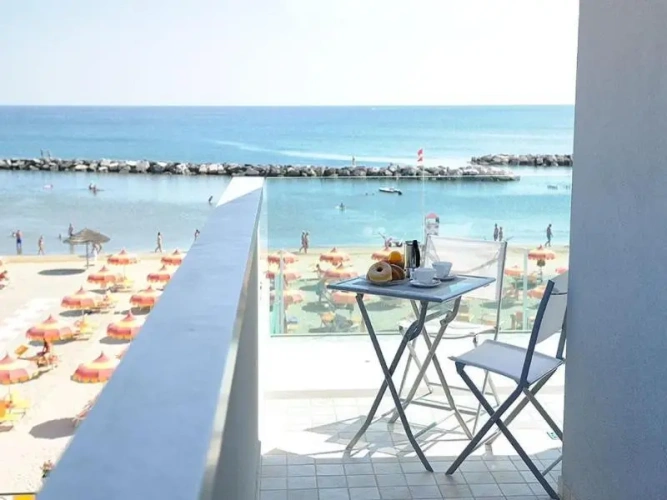 1 Bedroom Superior Apartment with balcony