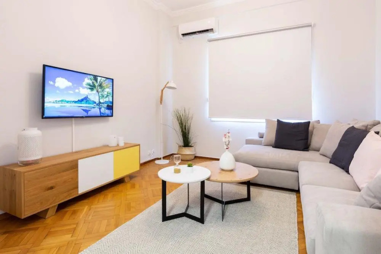 Lavender Design apartment by Acropolis
