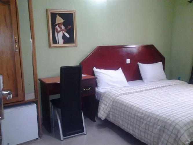 The Oragon Hotel