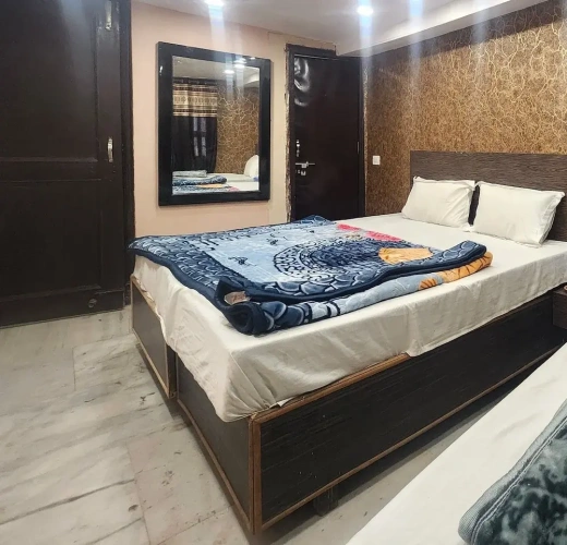 Deluxe Double room with city view